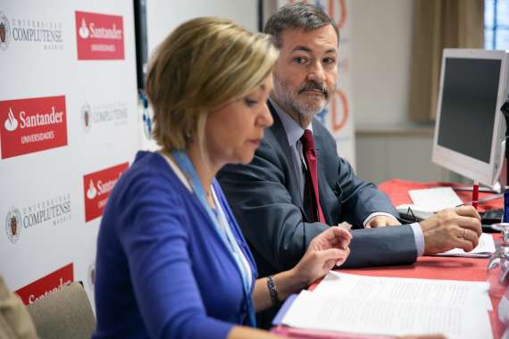 Rodríguez- Ponga defiende la “utilidad”, cuarenta años después, de la Constitución Española
